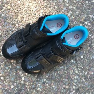 Shimano women’s spin cycle shoes size 40 black